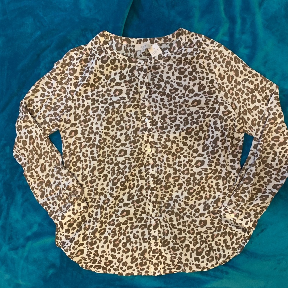 NEW Ann Taylor LOFT Leopard Print Blouse Large - Picture 5 of 5